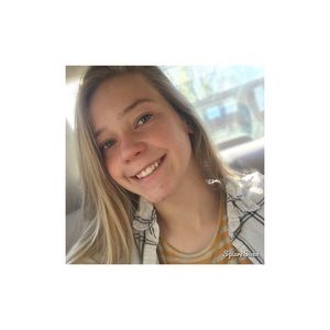 Meet your Posher, Maddy